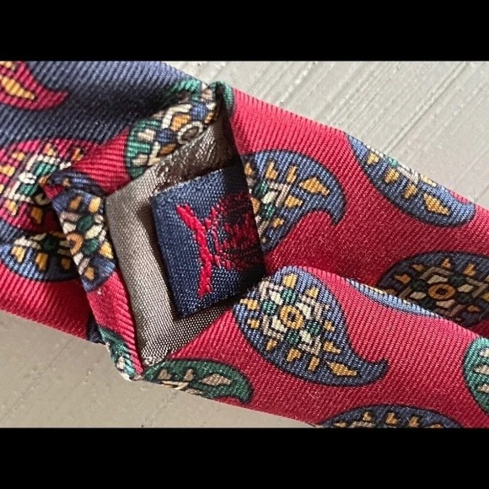 Tommy Hilfiger Y2K Silk Tie Navy  Paisley Red Green and Gold 🎶